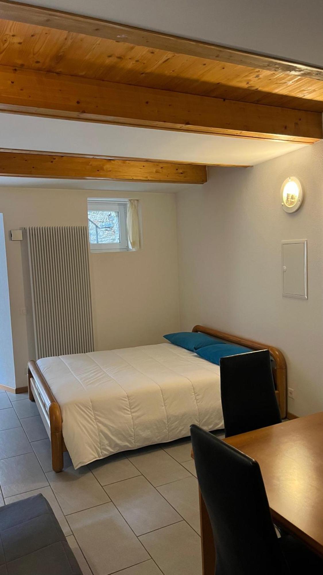 Quiet Flat In Nature In ลูกาโน ภายนอก รูปภาพ
